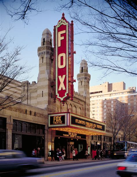 Fox theater georgia - Das Fox Theatre in Atlanta im US-Bundesstaat Georgia ist einer der wenigen noch existierenden großen Filmpaläste der 1920er Jahre. Es steht unter Denkmalschutz und wird für verschiedene kulturelle Zwecke wie Ballett, Gastspiele von Broadway-Truppen etc. genutzt.. Das Theater, gelegen an der Ecke von Peachtree Street und Ponce de Leon …
